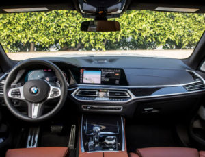 роскошный автомобиль BMW X7