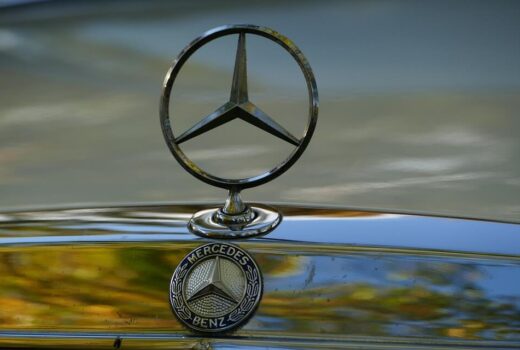 Как образовалась компания Mercedes-Benz